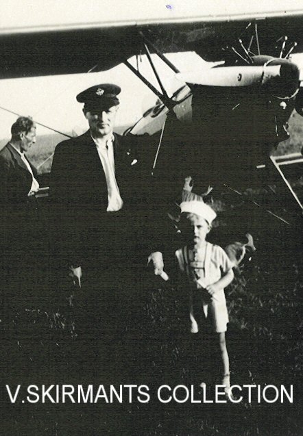 L.J.Kruklis with his son, Romans by a KOD-1